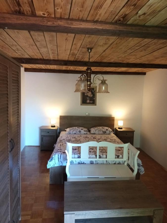 Soba S Kopalnico Brina3 Appartamento Sežana Esterno foto